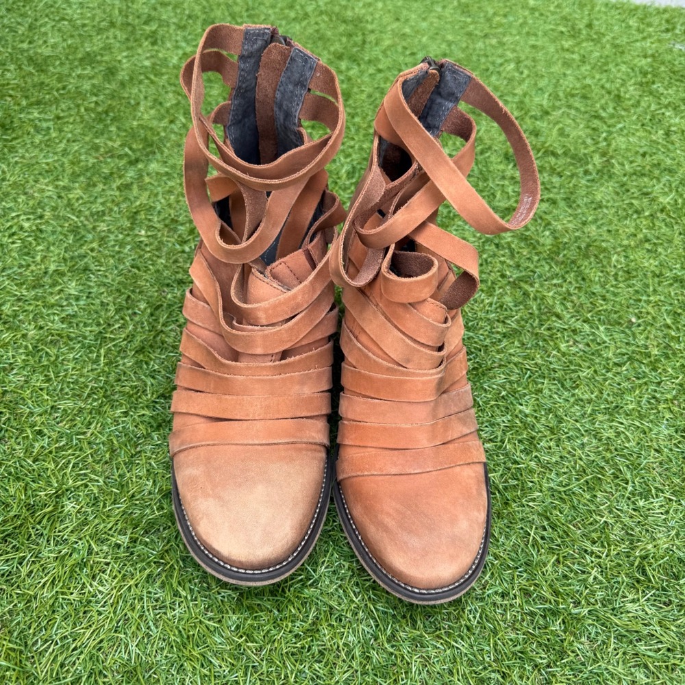 Free People Womens Brown Leather Strappy‎ Ankle Heeled Boots Booties Size 39